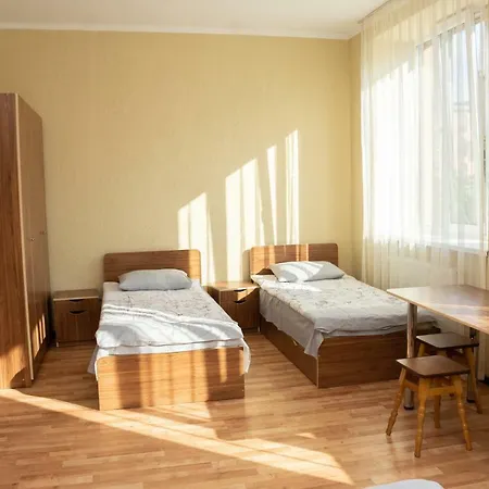Хостел Monada & *