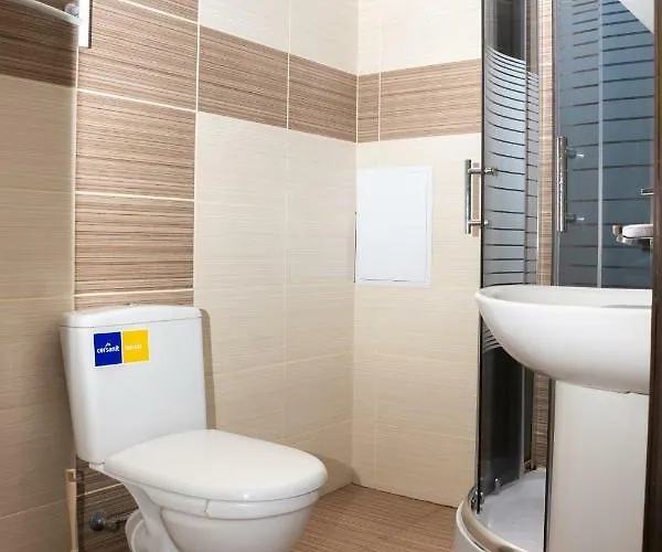 Monada Hotel&hostel Hostal