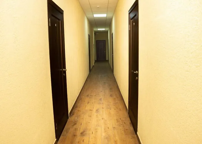 Monada Hotel&hostel Hostal